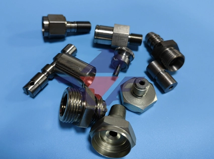 Medizinkunden vertrauen dem Falcon Swiss Machining Service