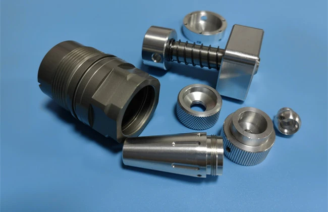 Großmengenlieferant für Hydraulikschläuche und -armaturen