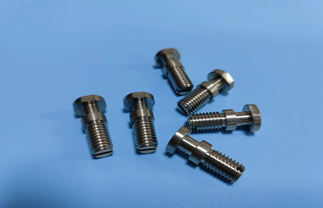 Präzisions-CNC-Muttern