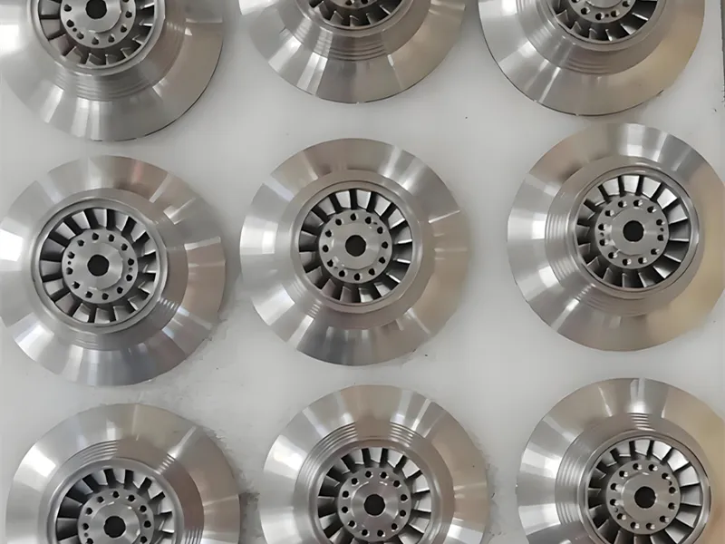 Falcon's 5-Achsen-Impeller-Bearbeitungsservice
