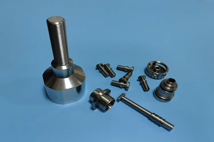 Präzisions-CNC-Drehteile: Falcon CNC Swiss Expertise