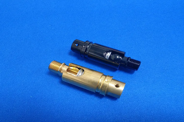 CNC-Drehteilefabrik in China: Kundenspezifische und OEM-Lösungen