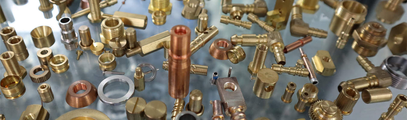 Hochpräzise Messing-Präzisionsbuchsen, hergestellt mittels CNC-Schweizer Drehen für industrielle und automobiltechnische Anwendungen